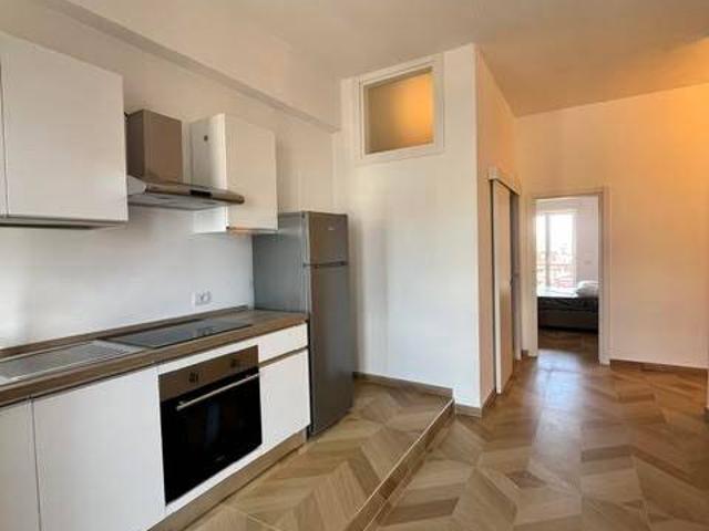 Appartamento in vendita a Vicaria, Napoli