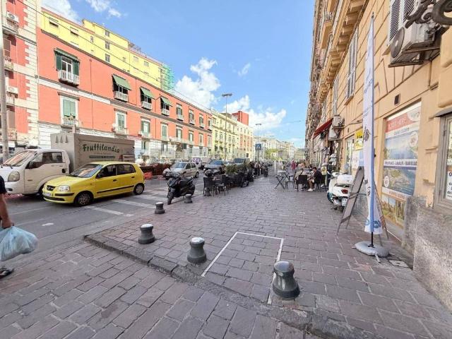 Appartamento in vendita a Municipalità 1, Campania