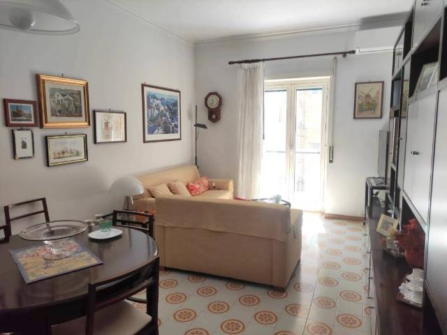 Appartamento in vendita a Arenella, Napoli