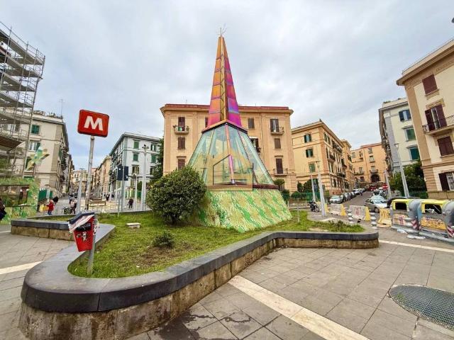 Appartamento in vendita a Municipalità 2, Campania