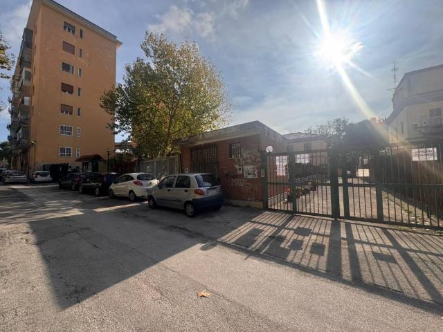 Appartamento in vendita a Rione Cavalleggeri Aosta, Napoli