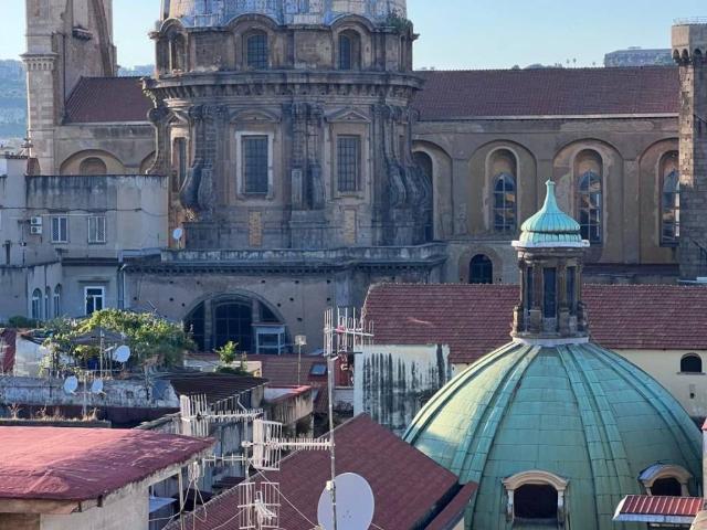 Appartamento in vendita a Municipalità 4, Campania