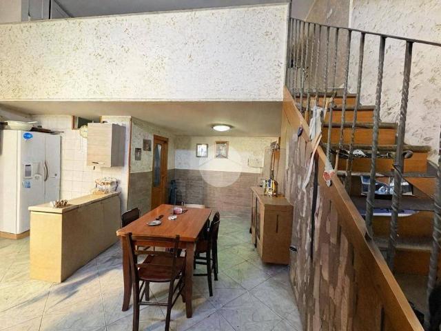 Appartamento in vendita a Municipalità 1, Campania