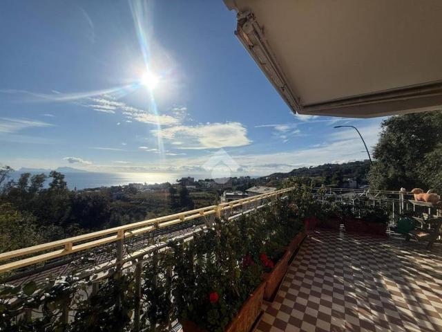 Appartamento in vendita a Coroglio, Napola