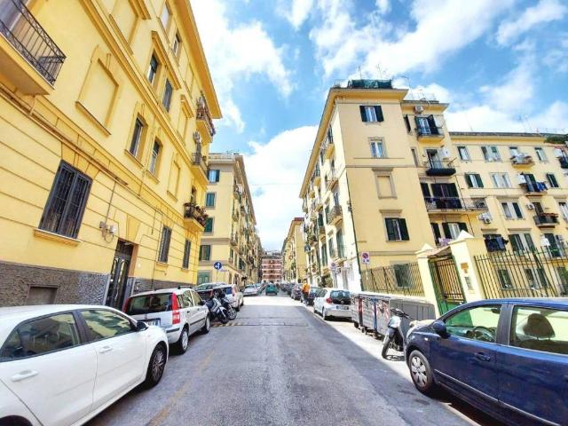 Appartamento in vendita a Municipalità 2, Campania