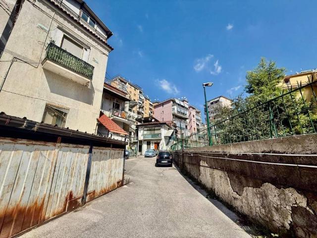 Appartamento in vendita a Municipalità 5, Campania