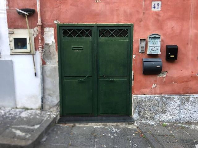 Appartamento in vendita a Vomero, Napoli