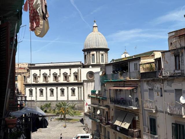 Appartamento in vendita a Municipalità 4, Campania