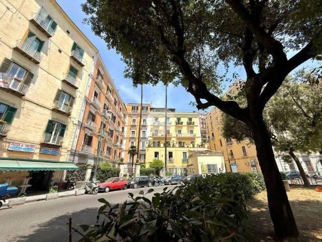 Appartamento in vendita a Municipalità 1, Campania