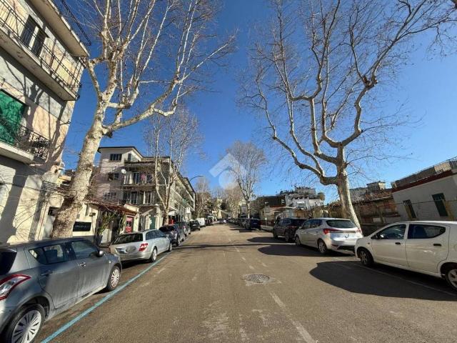 Appartamento in vendita a Coroglio, Napola