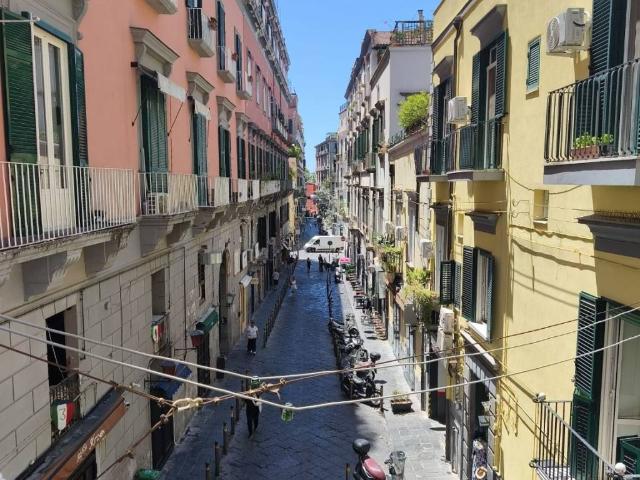 Appartamento in vendita a Municipalità 1, Campania