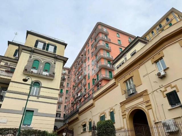 Appartamento in vendita a Municipalità 1, Campania
