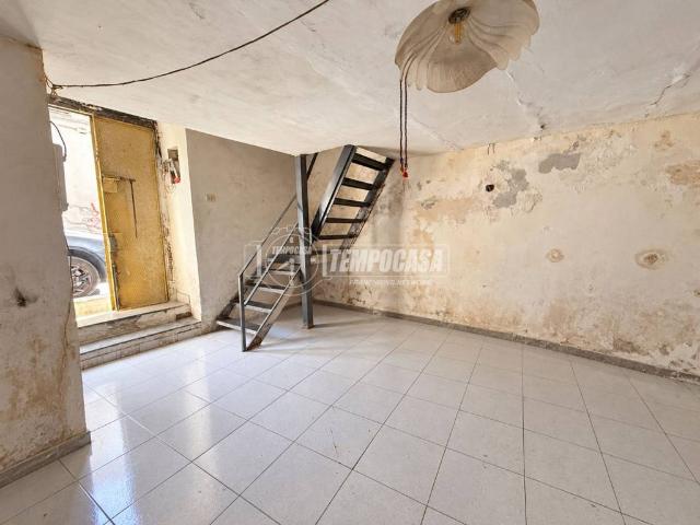 Appartamento in vendita a Vicaria, Napoli