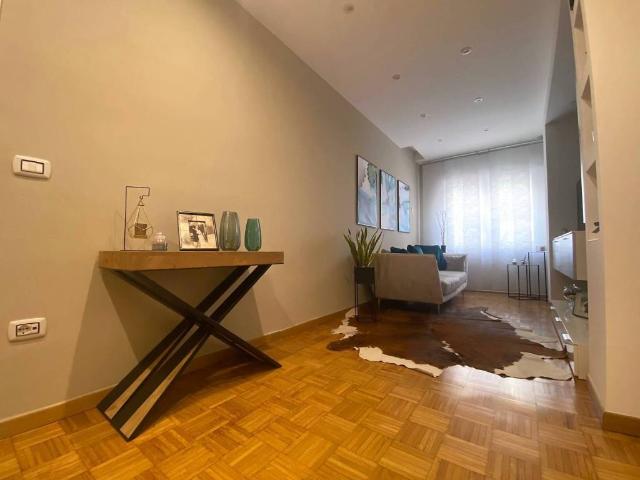 Appartamento in vendita a Fuorigrotta, Napoli