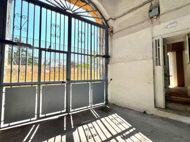 Appartamento in vendita a Municipalità 6, Campania