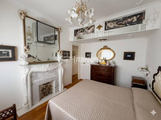 Appartamento in vendita a Arenella, Napoli