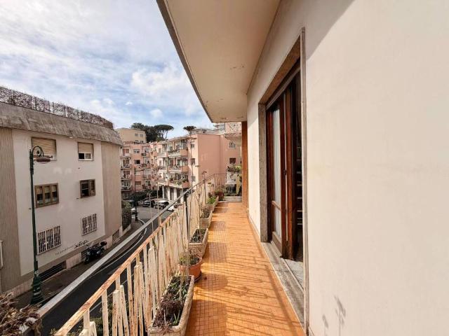 Appartamento in vendita a Municipalità 1, Napola