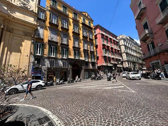 Appartamento in vendita a Municipalità 2, Campania