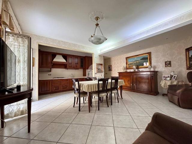 Appartamento in vendita a Napola, Napoli