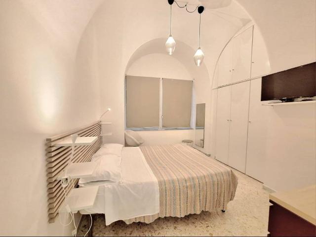 Appartamento in vendita a Porto, Napoli
