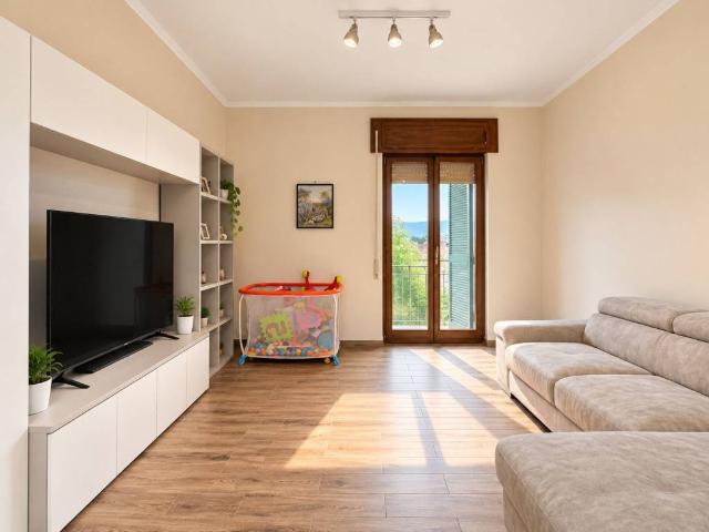Appartamento in vendita a Pianura, Napoli