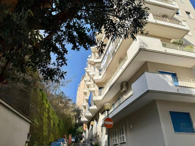 Appartamento in vendita a Municipalità 1, Campania