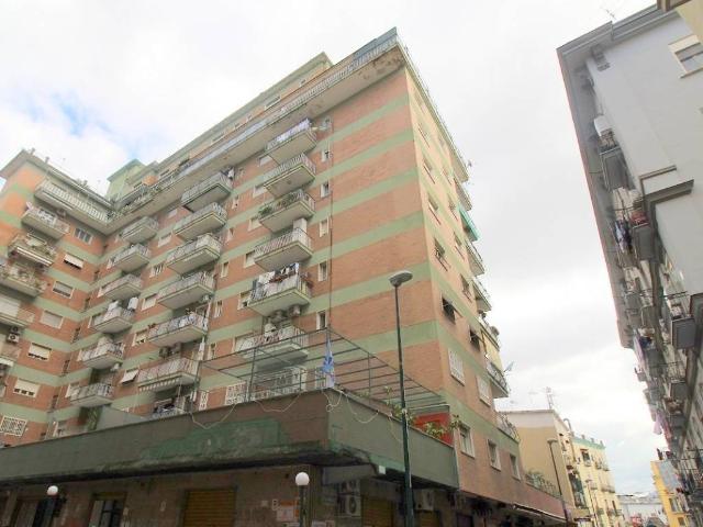 Appartamento in vendita a Municipalità 3, Campania