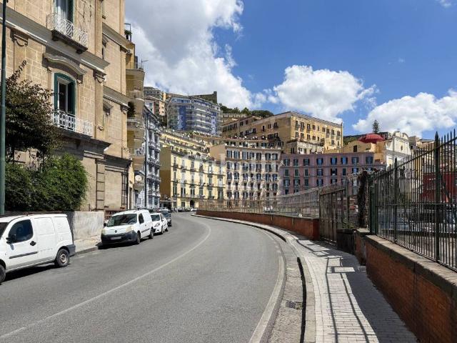 Appartamento in vendita a Municipalità 1, Campania