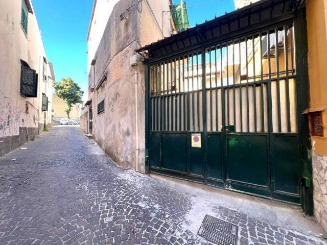 Appartamento in vendita a Piscinola, Napoli