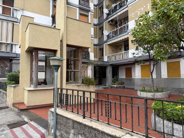 Appartamento in vendita a Soccavo, Napoli