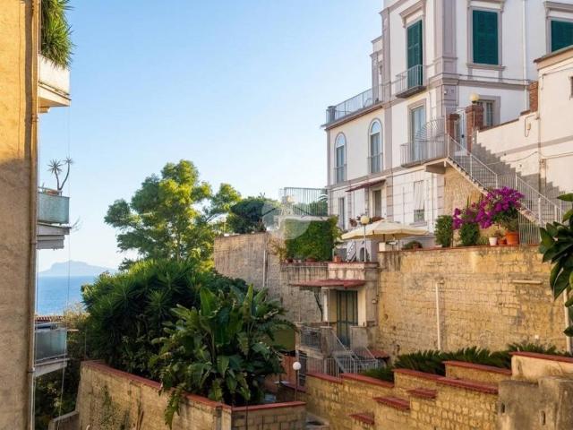Appartamento in vendita a Municipalità 1, Campania