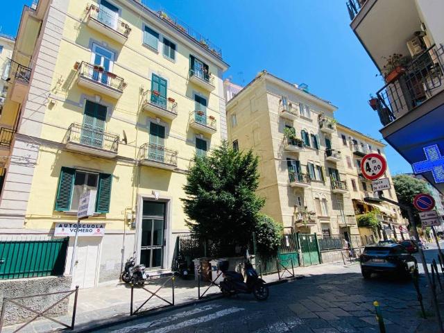 Appartamento in vendita a Municipalità 5, Campania