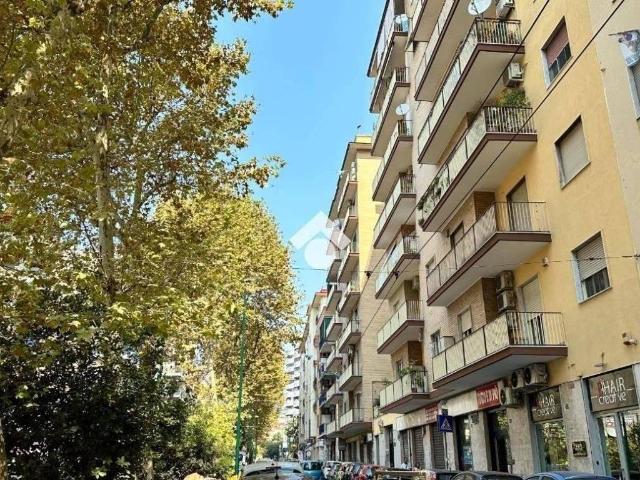 Appartamento in vendita a Municipalità 3, Campania