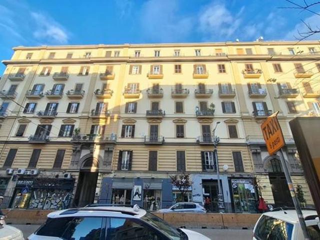 Appartamento in vendita a Porto, Napoli