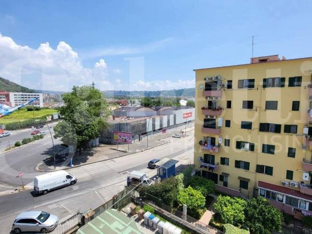 Appartamento in vendita a Municipalità 10, Campania