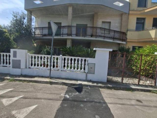 Appartamento in vendita a Puglia, Lecce