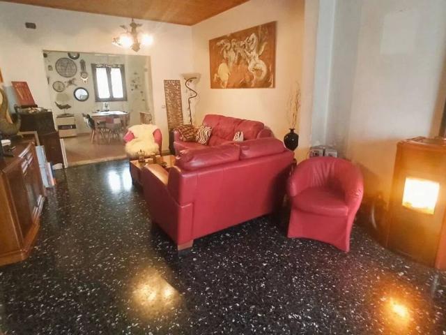 Appartamento in vendita a Puglia, Lecce