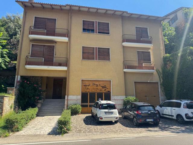 Appartamento in vendita a Santa Lucia, Narni