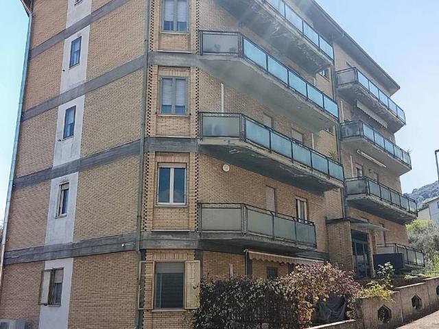 Appartamento in vendita a Santa Lucia, Narni