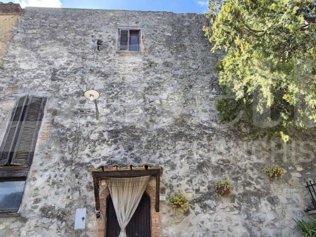 Appartamento in vendita a Narni, Umbria