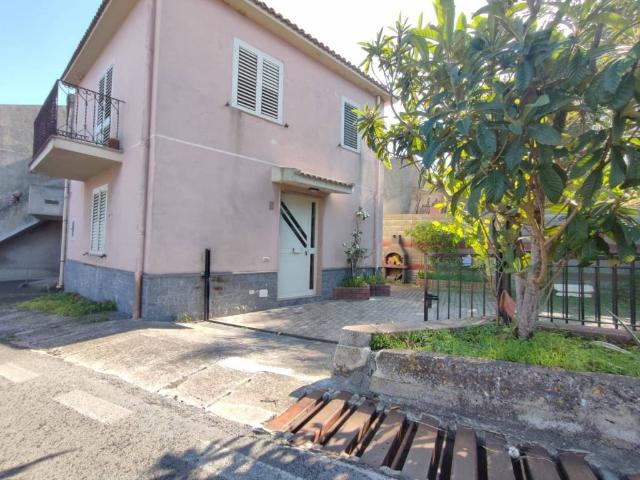 Appartamento in vendita a San Martino, Capo D'orlando