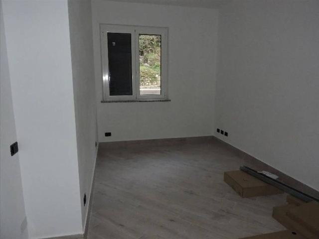 Appartamento in vendita a Ne