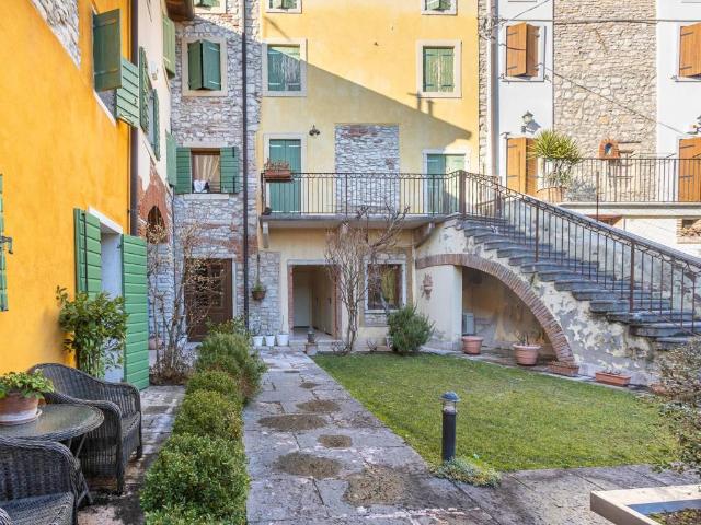 Appartamento in vendita a Villa, Negrar
