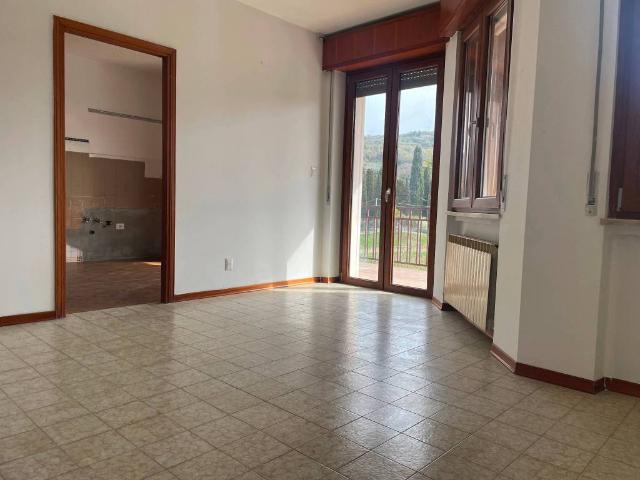 Appartamento in vendita a Negrar, Veneto