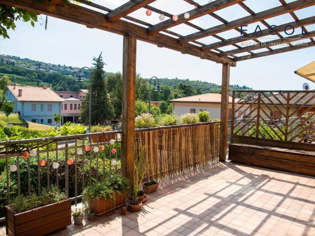 Appartamento in vendita a Negrar, Veneto