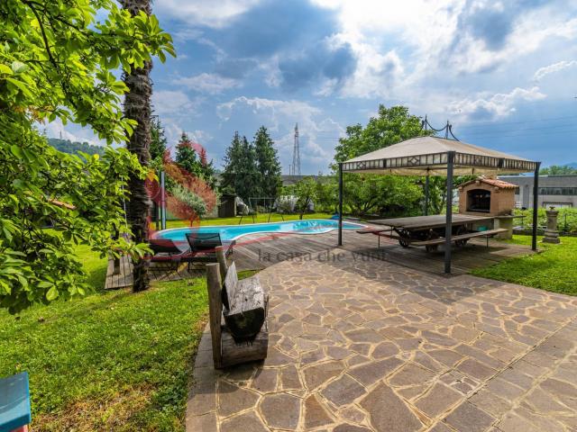 Appartamento in vendita a Nembro, Bergamo