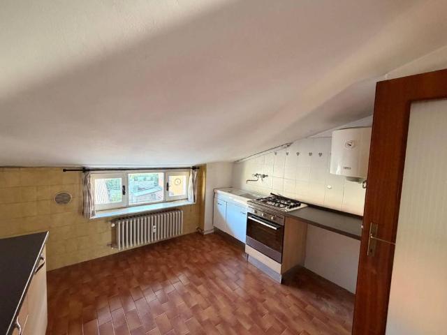 Appartamento in vendita a Nembro, Lombardia
