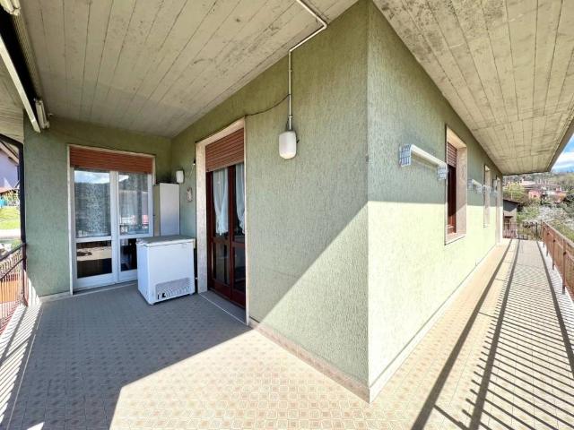 Appartamento in vendita a Nembro, Lombardia