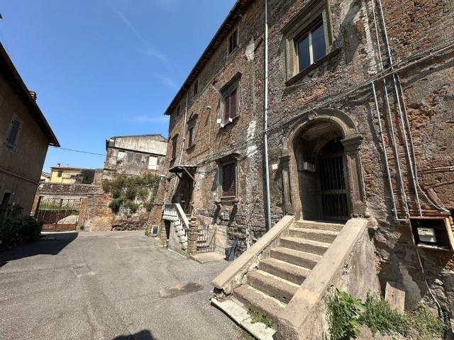 Appartamento in vendita a Nepi, Lazio