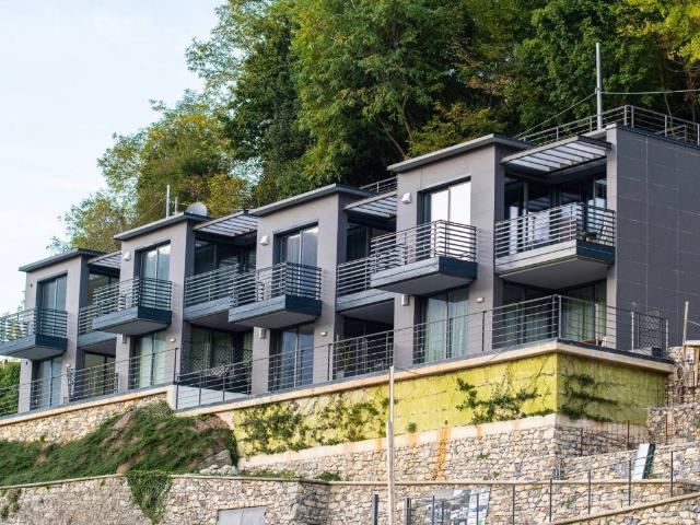 Appartamento in vendita a Nesso, Lombardia